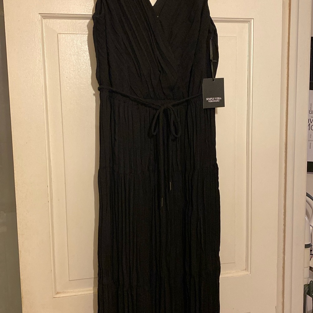 Black midi pleated dress Simply Vera Wang NWT